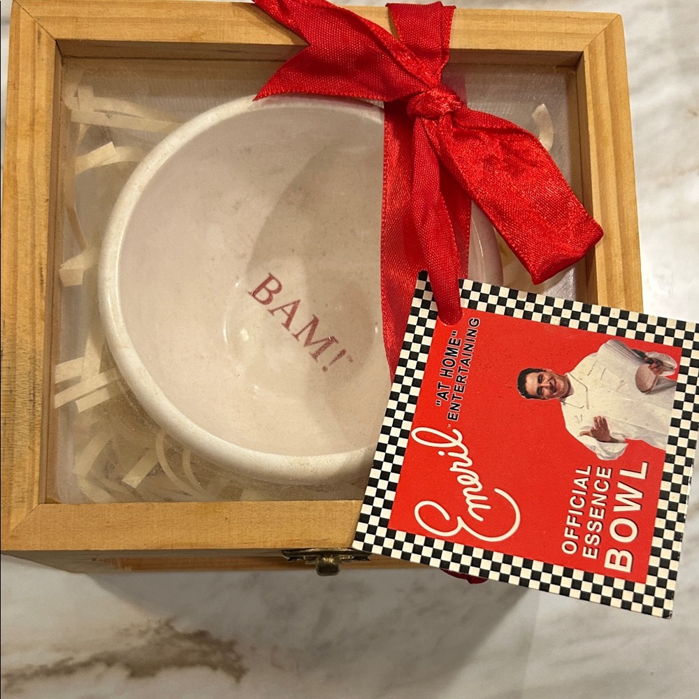 Emeril Official Essence Bowl with Red Ribbon gift box set small bowl